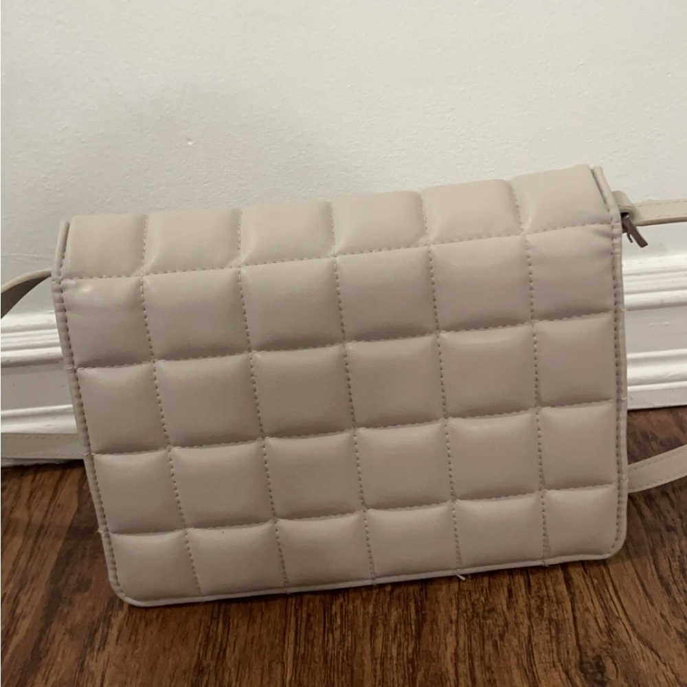 h&m beige purse
